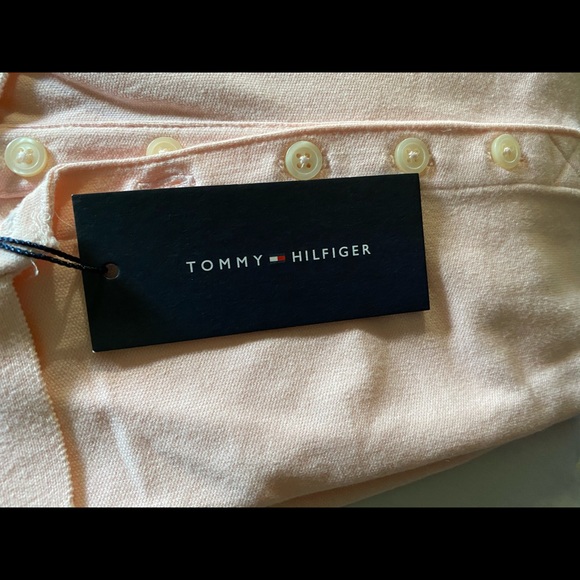 Sleeveless T-shirt - Picture 4 of 4